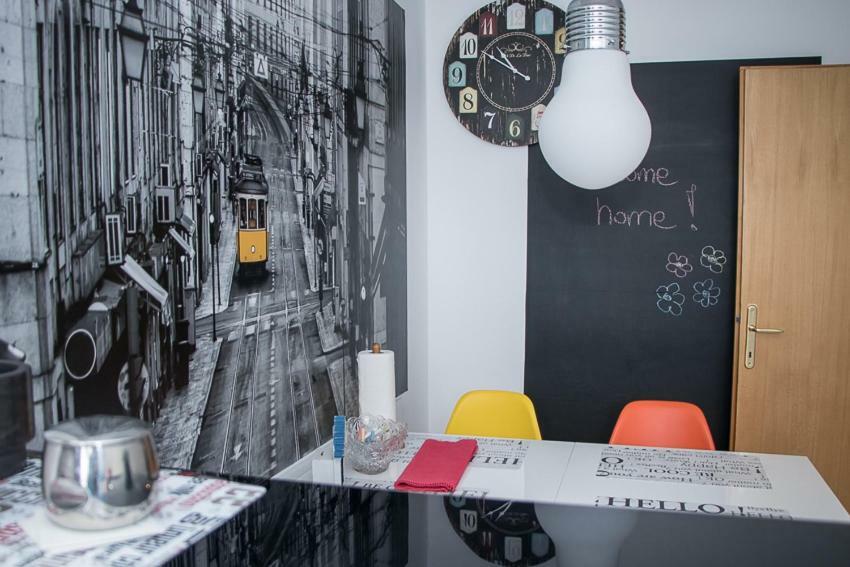 Apartment Travel Hub *** วาราชดีน ภายนอก รูปภาพ